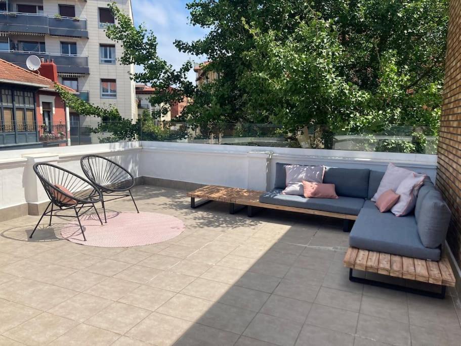 Atico Con Preciosa Terraza En Algorta Apartment Getxo Exterior photo